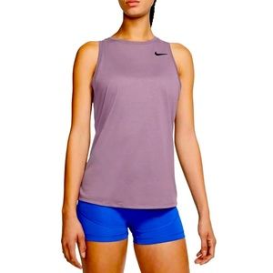 Women’s Nike “the Nike tee” muscle tank top